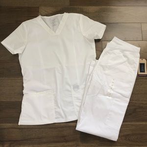 Cherokee Scrub Set